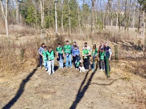 Gruppenfoto der Baumpflanzaktion Amt Creuzburg
